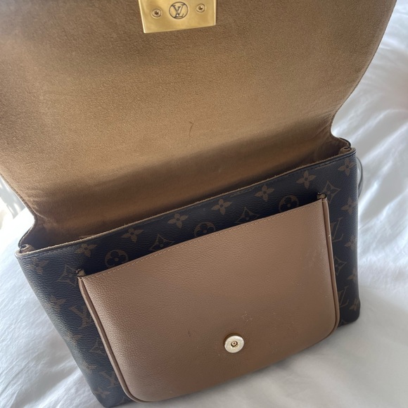 Louis Vuitton Marignan handbag - Picture 4 of 8